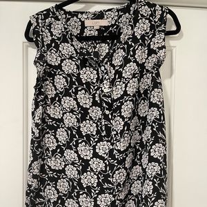 Loft black and white floral sleeveless blouse